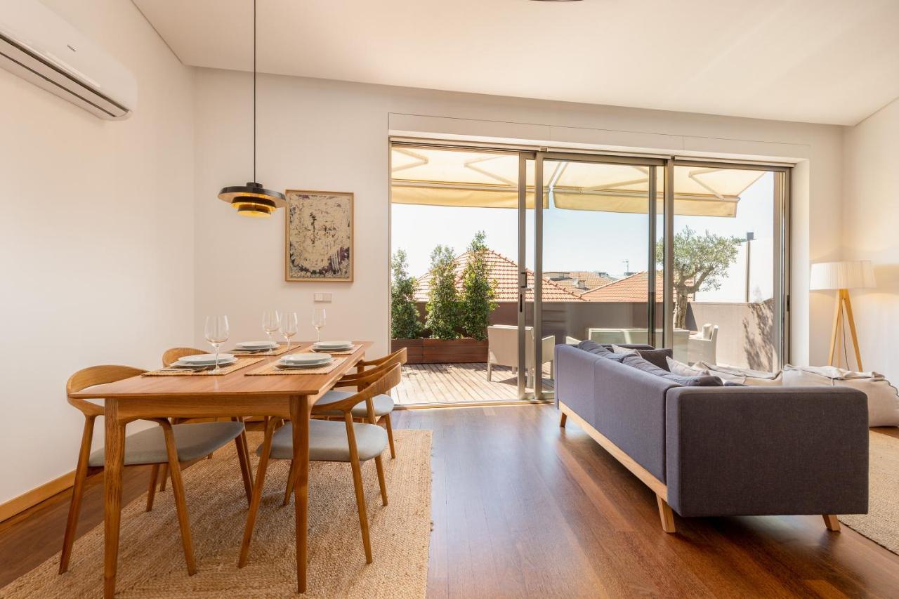 Sunny Loft In Downtown Porto With Private Parking Appartement Buitenkant foto