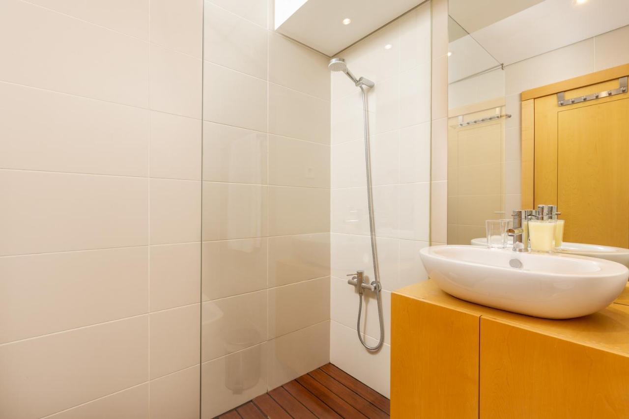 Sunny Loft In Downtown Porto With Private Parking Appartement Buitenkant foto